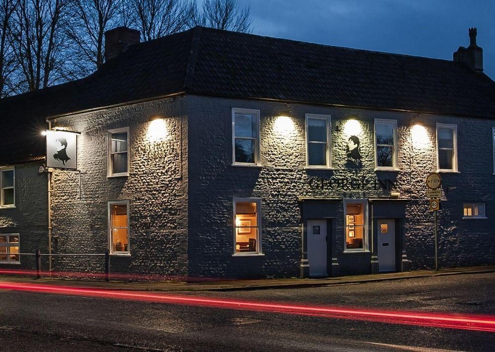 The George Inn Warminster Eksteriør bilde